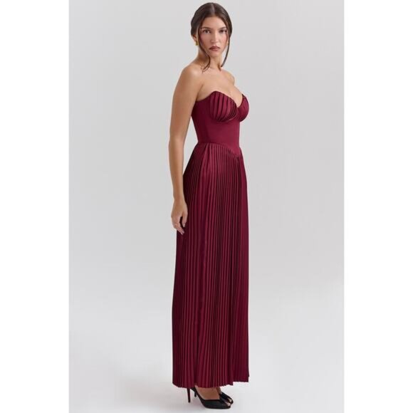 Marcella berry pleated georgette maxi dress - Picture 2 of 4